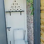 La Tente De L'atelier De La Gare Οργανωμένο κάμπινγκ *