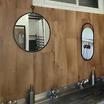 La Tente De L'atelier De La Gare *