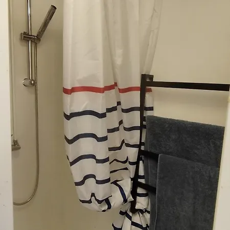 La Tente De L'atelier De La Gare Lyxtält Sigournais