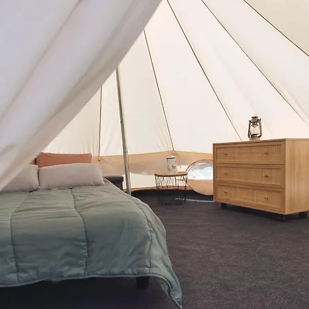 La Tente De L'atelier De La Gare *